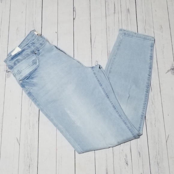 FOREVER 21 Mid Rise Light Denim Skinny Jeans - Picture 3 of 8